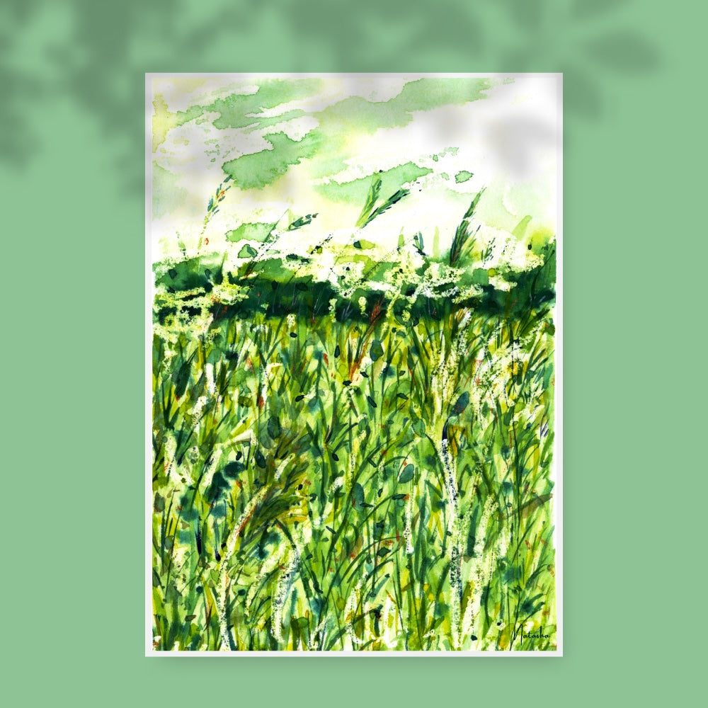 Aquarelle d’un champ verdoyant rempli de hautes herbes et de feuillages, sous un ciel légèrement nuageux aux tons vert tendre et blanc, évoquant une atmosphère paisible de nature en été. 
Appartient à Boutique de Moments.